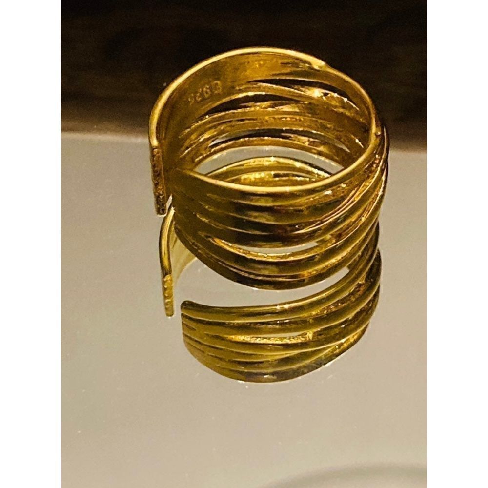 MINIMALIST Gold Tone Crossover Ring - Picture 4 of 7